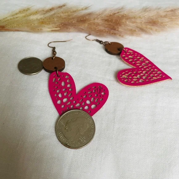 🌟Buy 2 Pairs, Get One Free, NWT Vibrant Pink Dangle Heart Earrings, PU Leather - Picture 4 of 6